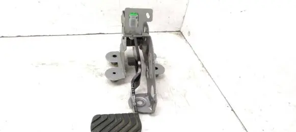 Renault Megane IV Brake pedal 465013467R
