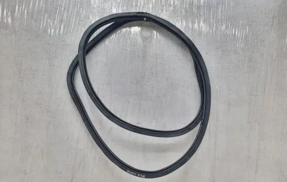 Audi A4 S4 B8 8K Front door rubber seal 8K0831721E