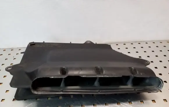 Toyota RAV 4 (XA20) Air intake duct part 7610942010 7618242010