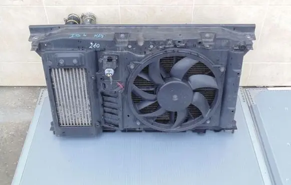 Citroen DS4 Radiator support slam panel