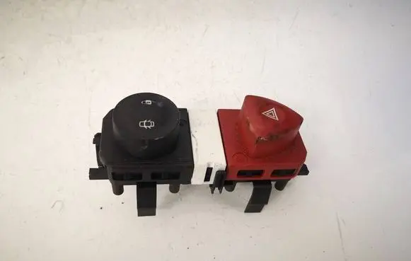 Renault Scenic II - Grand scenic II Hazard light switch 8200095493