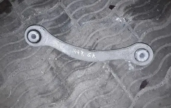 Mercedes-Benz CLS C219 Rear upper control arm/wishbone NOCODE