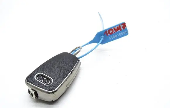 Audi A3 S3 8V Ignition key/card 8V0837220