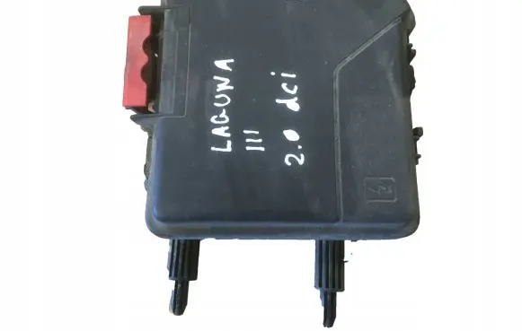 Renault Laguna III Fuse box set 240110092R