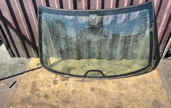 BMW 5 E39 Rear windscreen/windshield window 43R001025