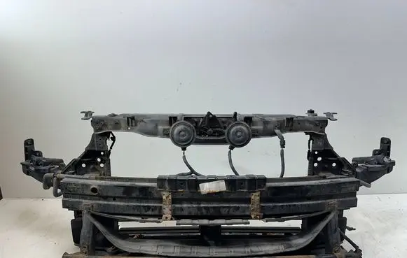 Hyundai i40 Radiator support slam panel