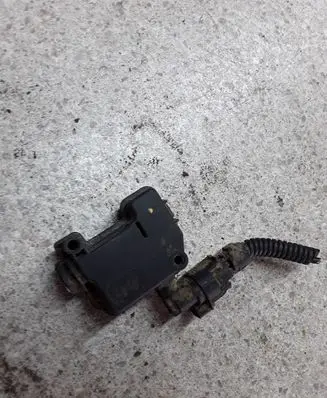 Opel Astra J Fuel tank cap lock 