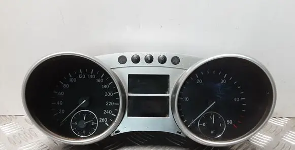 Mercedes-Benz R W251 Speedometer (instrument cluster) A2515400648 A2515402311