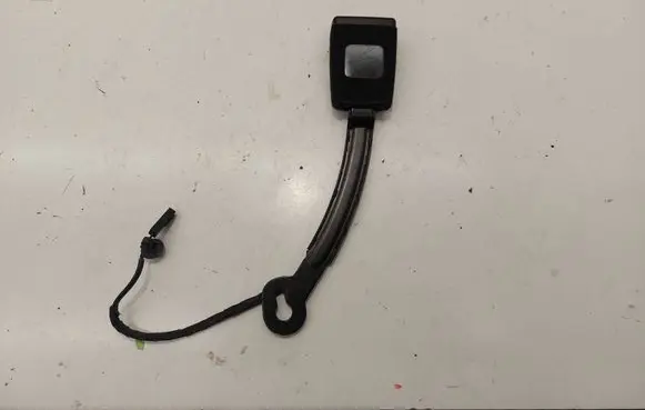 Volkswagen PASSAT B8 Front seatbelt buckle 3G0857754B