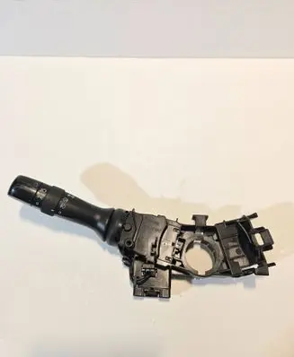 Toyota Hilux (AN10, AN20, AN30) Indicator stalk 5217117F664