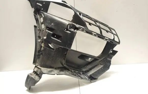 Porsche Macan (95C) Front bumper mounting bracket 95C807958