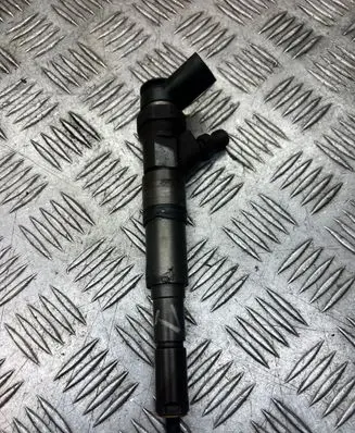 Fuel injector