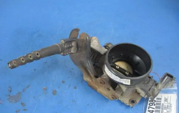 Ford Focus Throttle body valve XS4U-KC