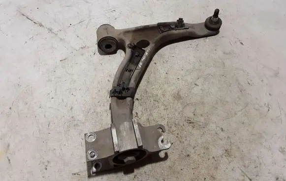 Mercedes-Benz CLA C117 X117 W117 Front lower control arm/wishbone A2463304800