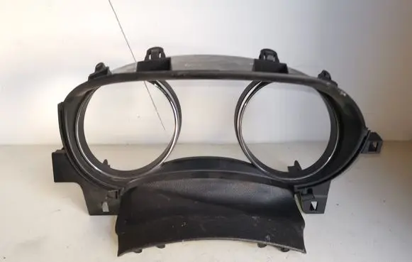 Nissan Qashqai Dashboard trim 682404EH0A 682S14EH0A