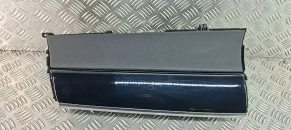 BMW X5 E70 Glove box