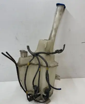 KIA Sportage Windshield washer fluid reservoir/tank 986103W500