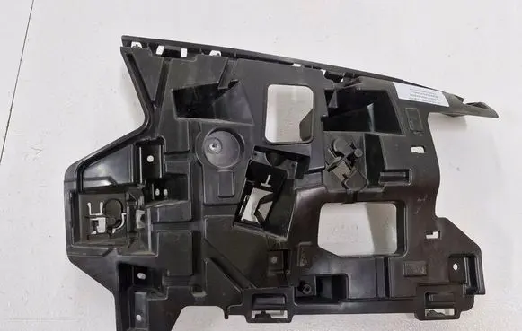 Volvo V40 Front bumper mounting bracket 31283741
