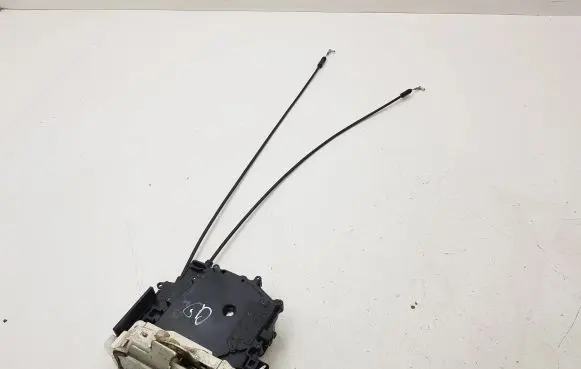Mitsubishi Outlander Rear door lock