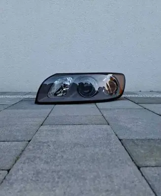 Volvo V50 Headlight/headlamp 30698889 0301198273