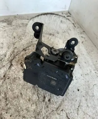 Volvo V70 ABS Pump 30681619