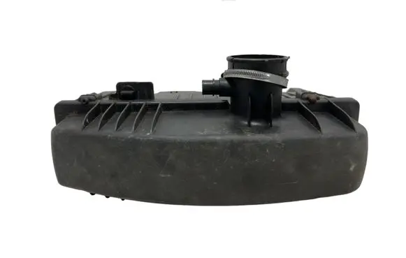 Peugeot 207 Air filter box 4608585905 4608585906 465462578001