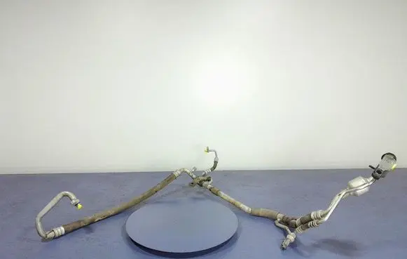 Air conditioning (A/C) pipe/hose