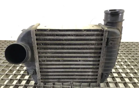 Seat Ibiza IV (6J,6P) Intercooler radiator 4F0145805AA
