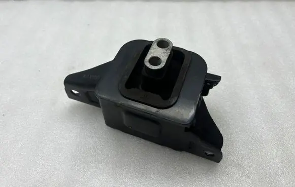 Hyundai Ioniq Engine mount bracket 21824F2000