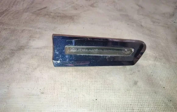 BMW 7 F01 F02 F03 F04 Front fender indicator light 63137203372