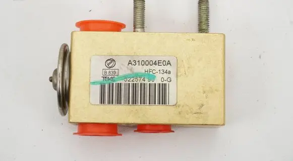 Fiat 500 Air conditioning (A/C) expansion valve A310004E0A