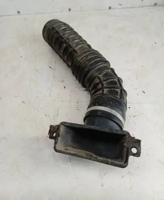 Air intake hose/pipe