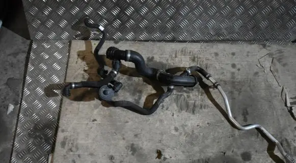 BMW X5M G05 F95 Engine coolant pipe/hose