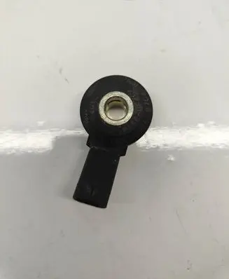 Dodge RAM Detonation knock sensor 68223050AA