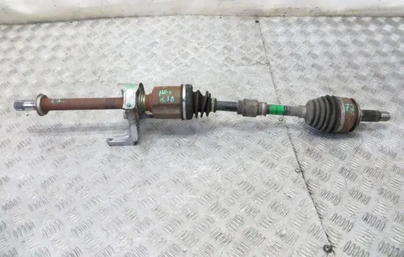 Honda HR-V Front driveshaft 44305-T7A-E9