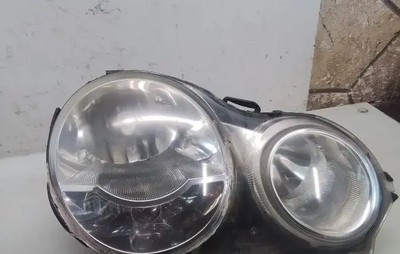 Volkswagen Polo Headlight/headlamp