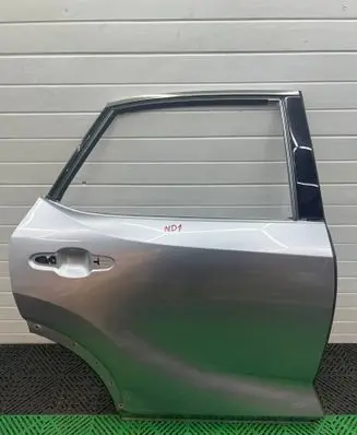 Lexus NX Rear door 