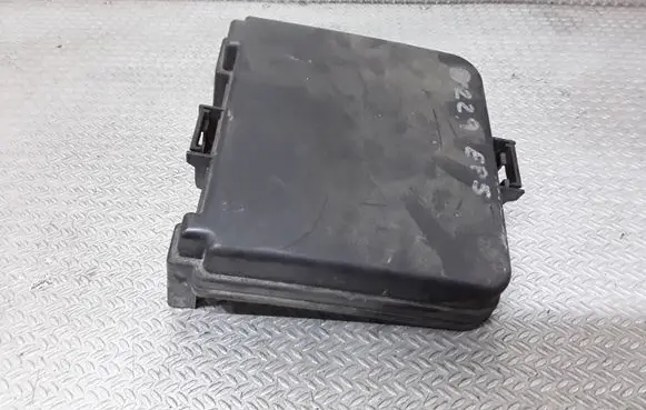 Hyundai i30 Fuse box cover 919512R121
