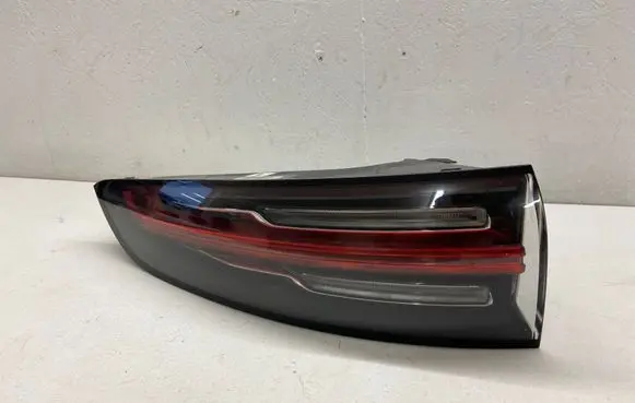 Porsche Cayenne (9Y0 9Y3) Rear/tail lights 9Y0945095D T9Y0095 20630101