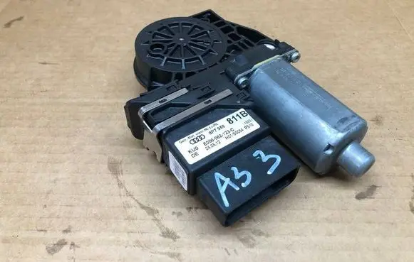 Audi A3 S3 8P Front door blower motor 8P7959811B E006062123C H01S0054