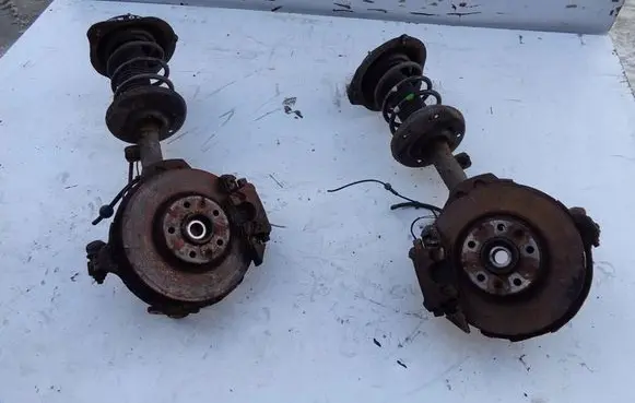 Peugeot 508 Front wheel hub spindle knuckle