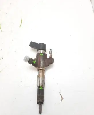 Fuel injector