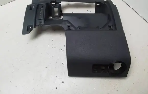 Dashboard lower bottom trim panel