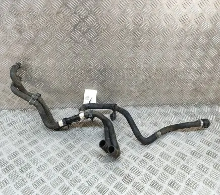 Maserati Ghibli Engine coolant pipe/hose 670154646