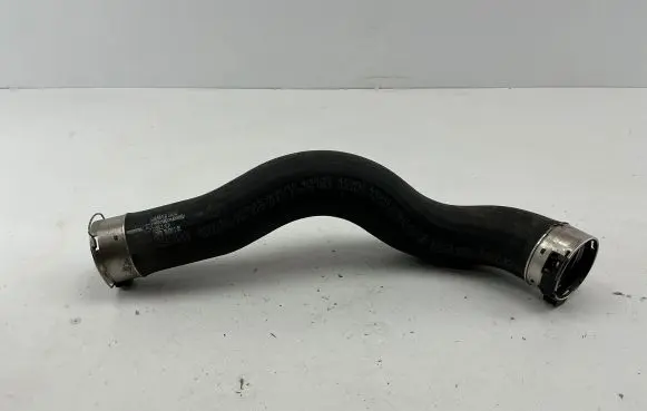Mercedes-Benz A W176 Intercooler hose/pipe A2465281282 L27087B 3145DB32