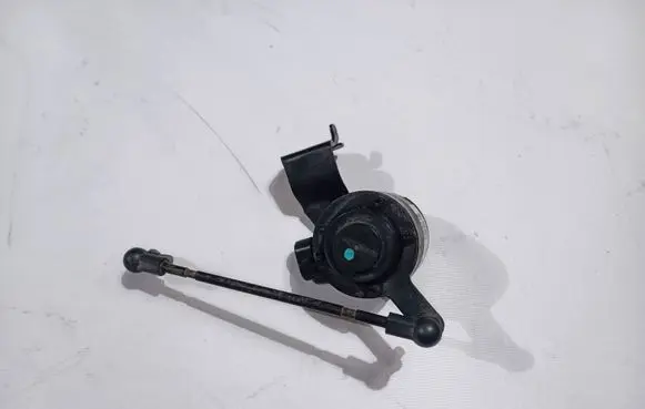 Chevrolet Corvette Rear height level sensor lever 25348416