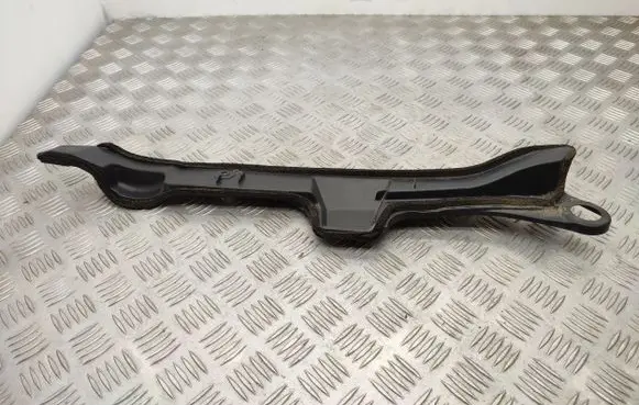 Toyota Aygo AB40 Fender end trim 538270H030