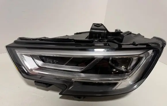 Audi A3 S3 8V Headlight/headlamp 8V0941033C
