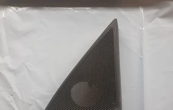 Mercedes-Benz S W221 Side speaker trim/cover A2217280456