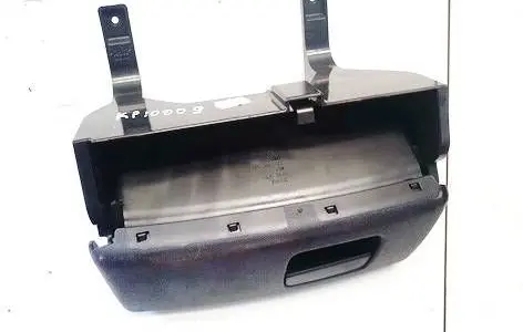 Glove box